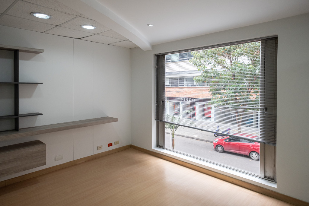 Oficina En Arriendo - Chicó Reservado, Bogotá
