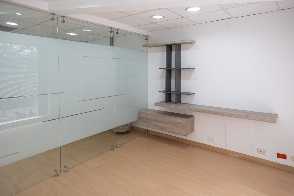 Oficina En Arriendo - Chicó Reservado, Bogotá