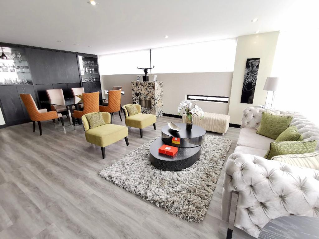Apartamento En Venta - Santa Barbara Central-Usaquén, Bogotá
