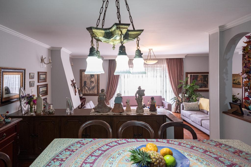 Casa En Venta - Santa Barbara Central-Usaquén, Bogotá