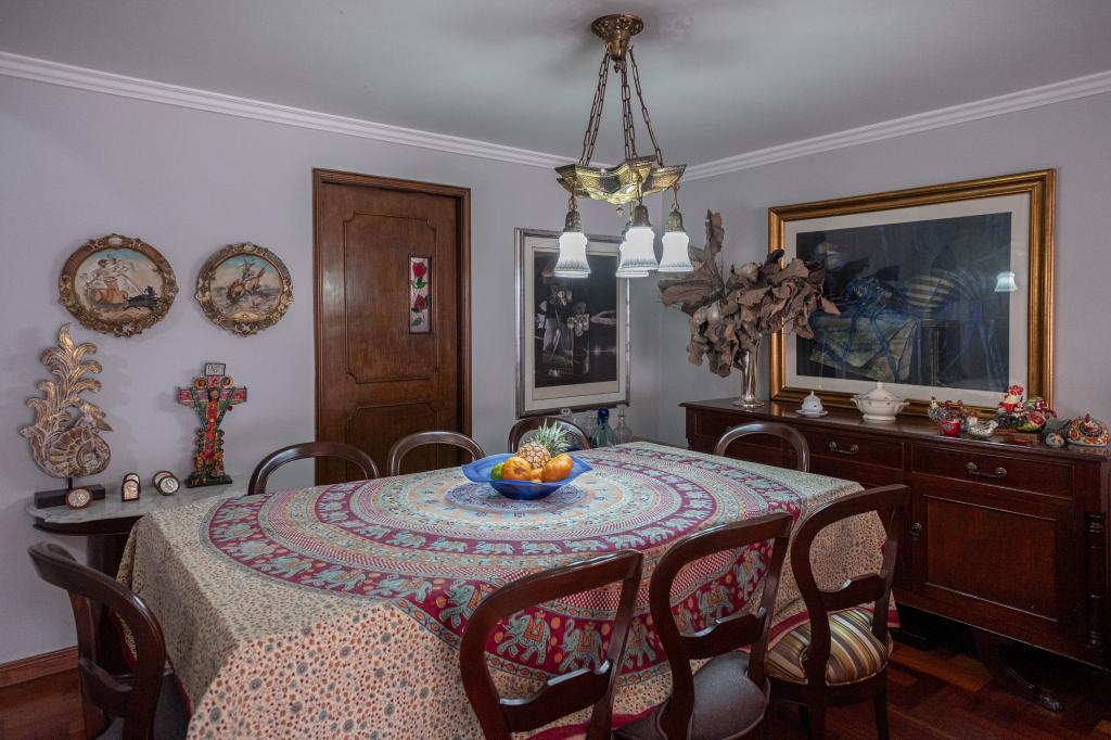 Casa En Venta - Santa Barbara Central-Usaquén, Bogotá