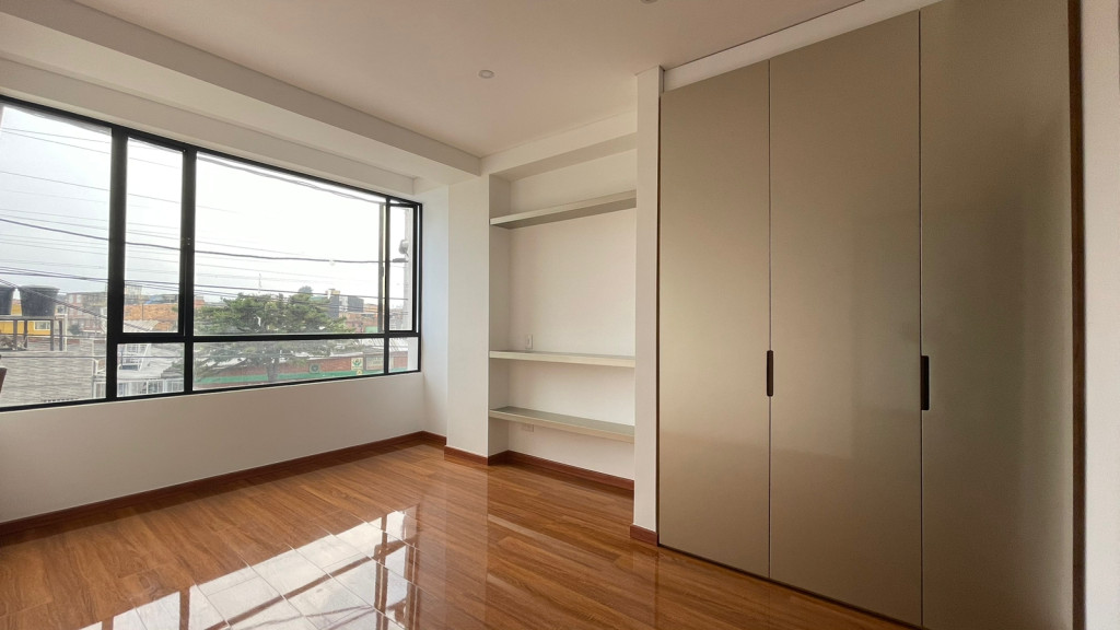 Apartamento En Venta - Floralia I Y  Ii  Sector, Bogotá