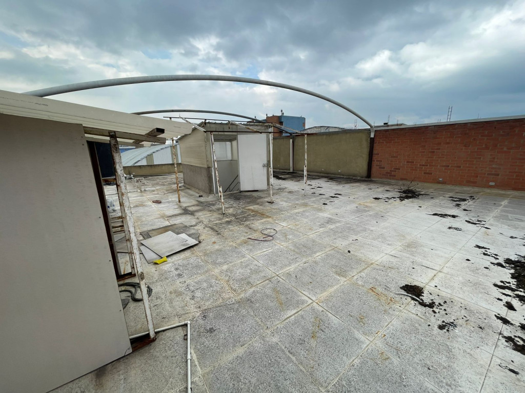 Edificio En Arriendo - El Toberín, Bogotá