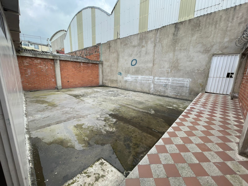 Edificio En Arriendo - El Toberín, Bogotá