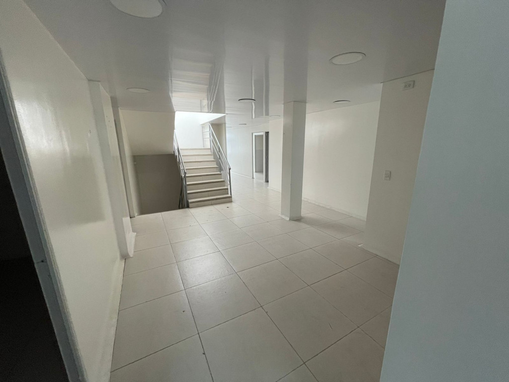 Edificio En Arriendo - El Toberín, Bogotá