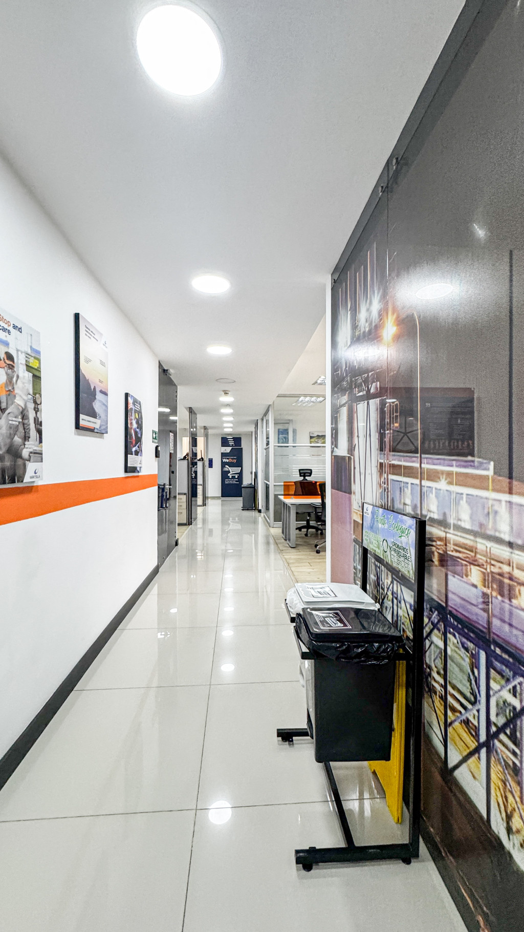 Oficina En Arriendo - Antiguo Country, Bogotá