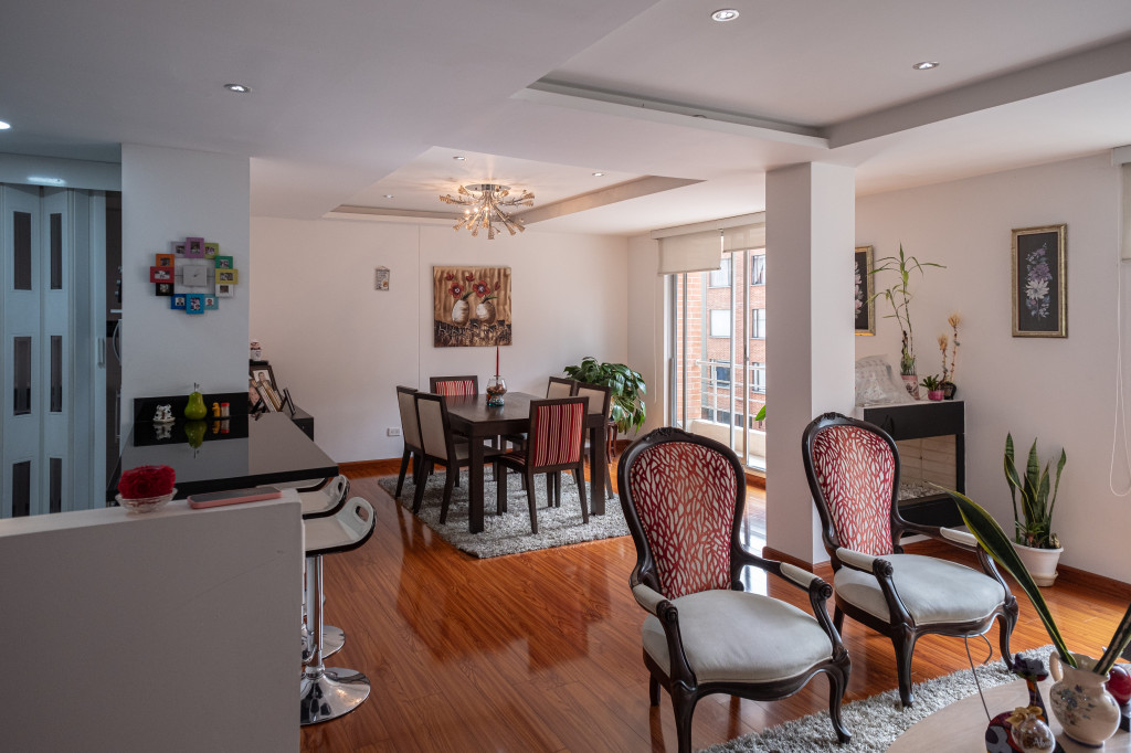 Apartamento En Venta - Puente Largo, Bogotá