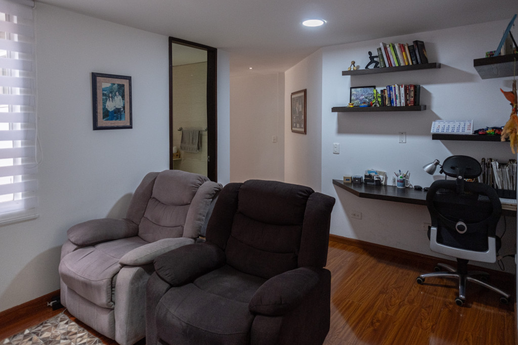 Apartamento En Venta - Puente Largo, Bogotá