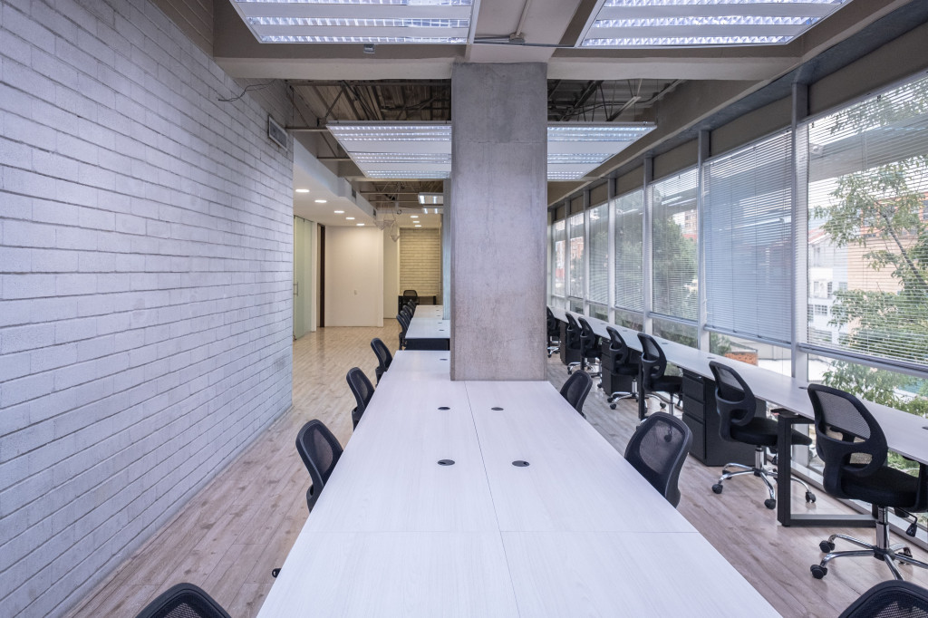 Oficina En Arriendo - Antiguo Country, Bogotá