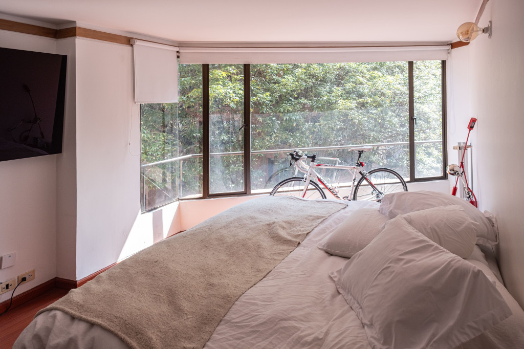 Apartamento En Arriendo - Los Rosales, Bogotá