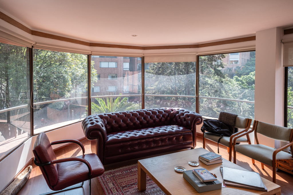 Apartamento En Arriendo - Los Rosales, Bogotá