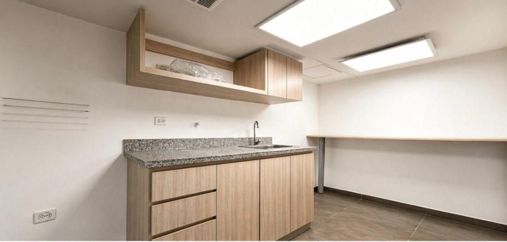 Edificio En Arriendo - San Martín-Santa Fe, Bogotá