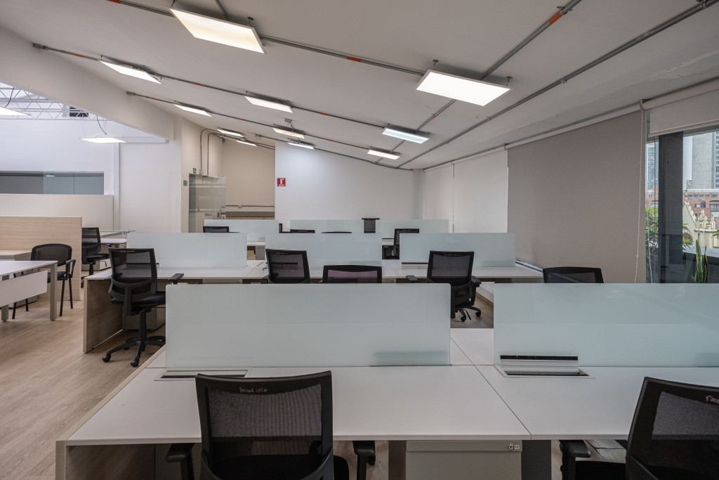 Edificio En Arriendo - San Martín-Santa Fe, Bogotá