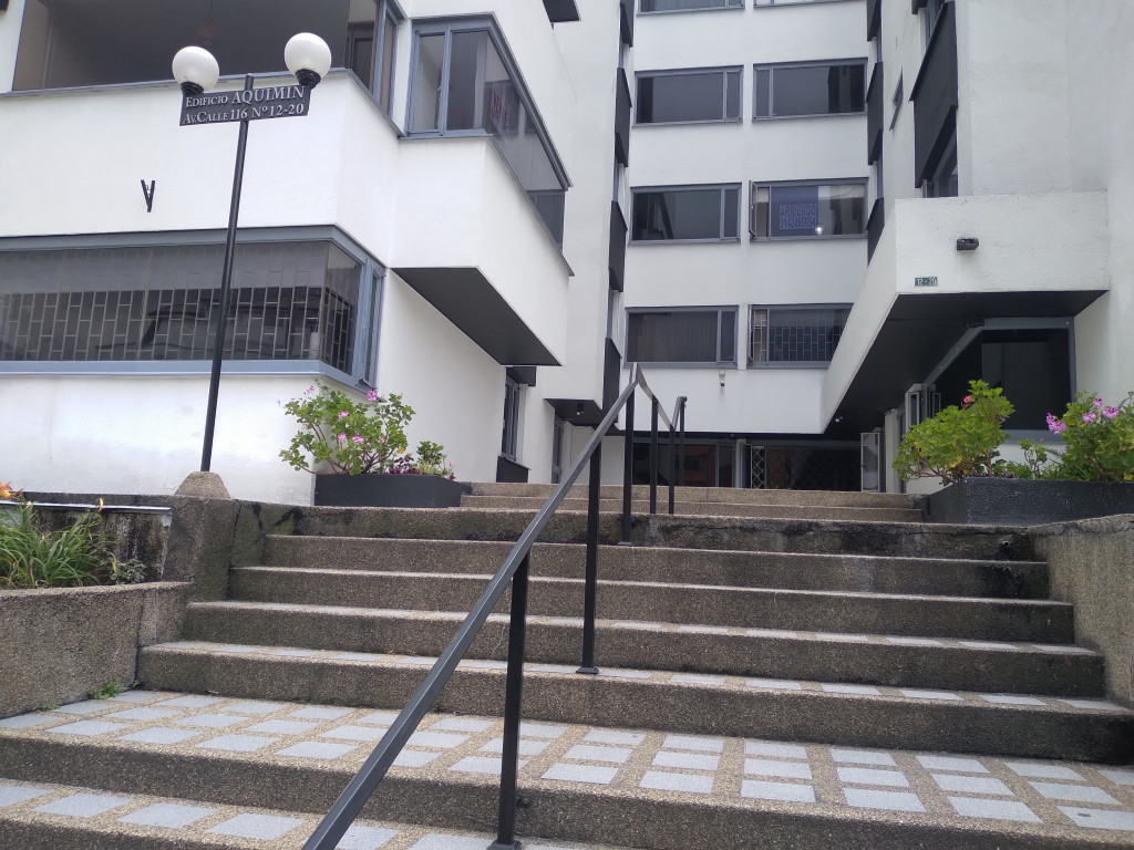 Apartamento En Venta - Santa Barbara Central-Usaquén, Bogotá