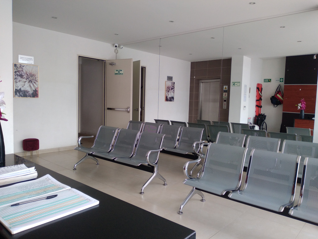 Consultorio En Venta - El Lago, Bogotá