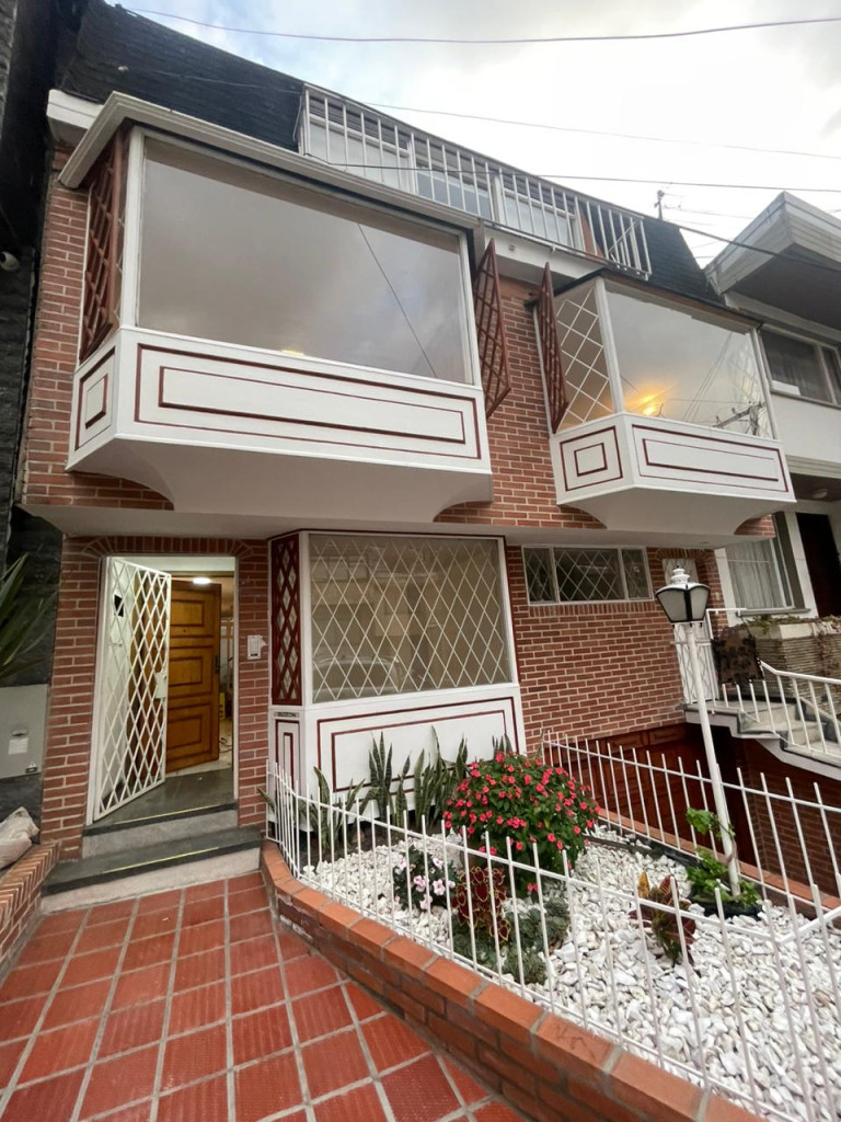Casa En Venta - Los Rosales, Bogotá