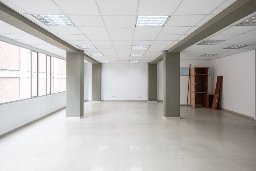 Oficina En Arriendo - Lago Gaitán, Bogotá