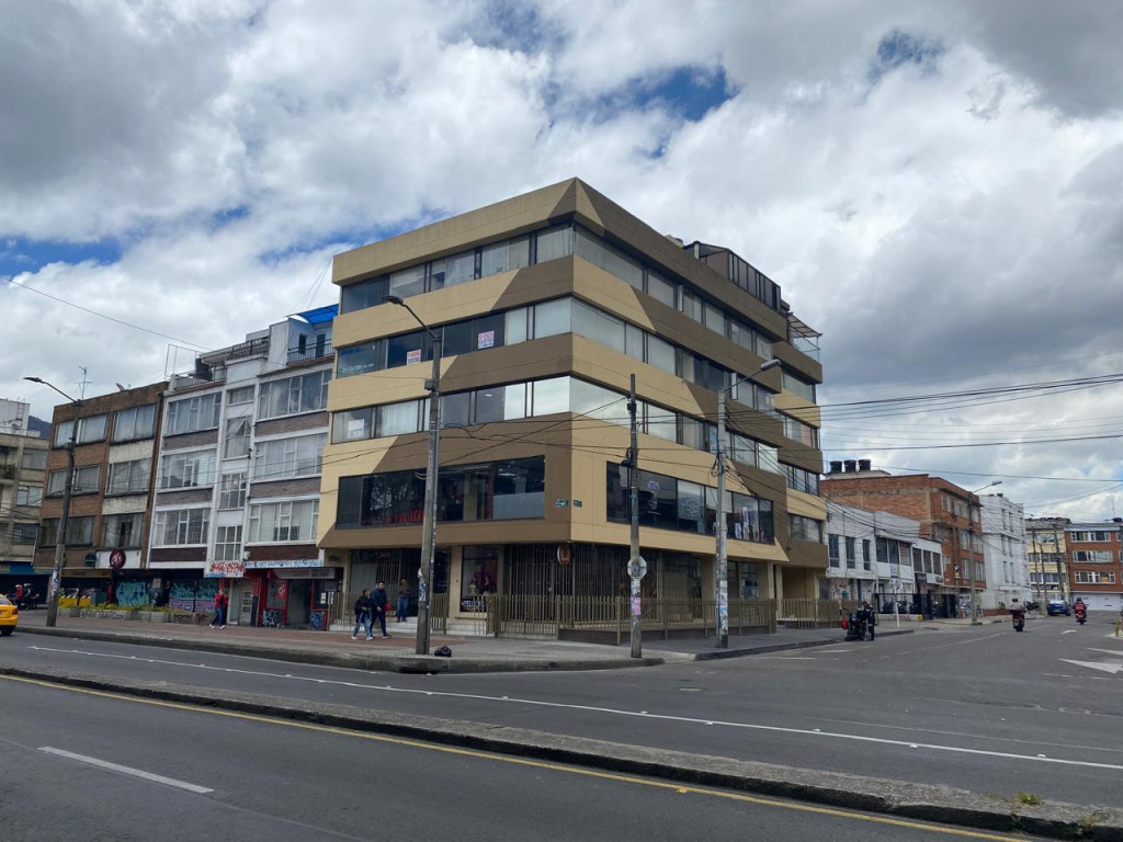 Oficina En Venta - Galerías, Bogotá
