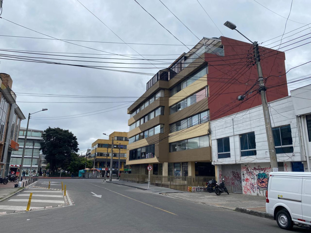 Oficina En Venta - Galerías, Bogotá