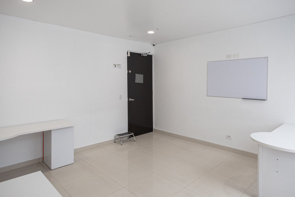 Consultorio En Arriendo - Bella Suiza-Usaquén, Bogotá