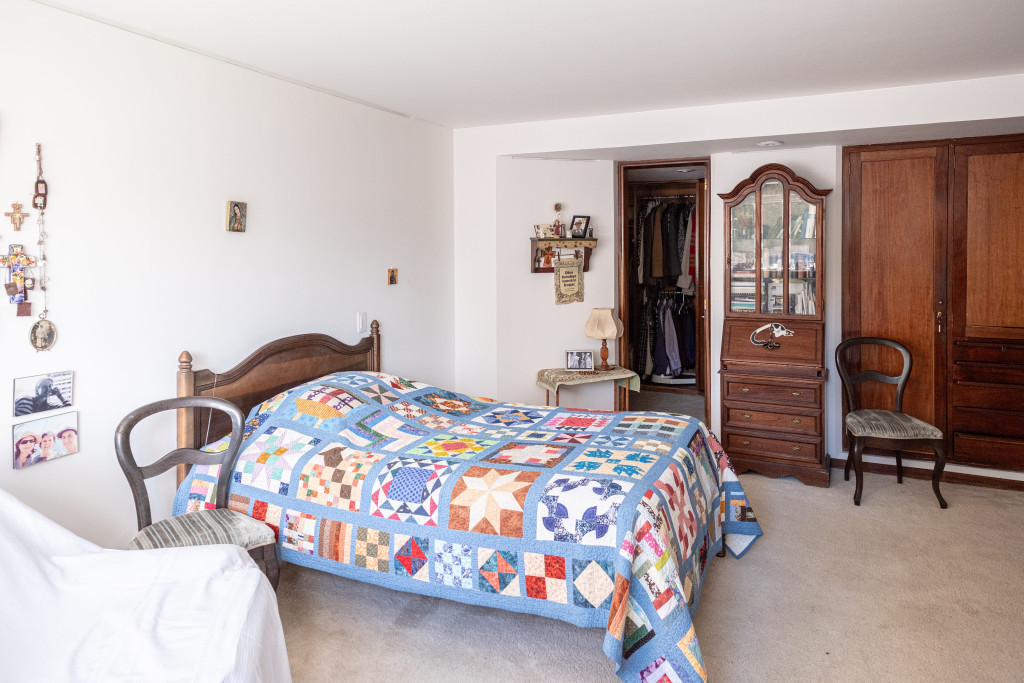 Apartamento En Venta - Los Rosales, Bogotá