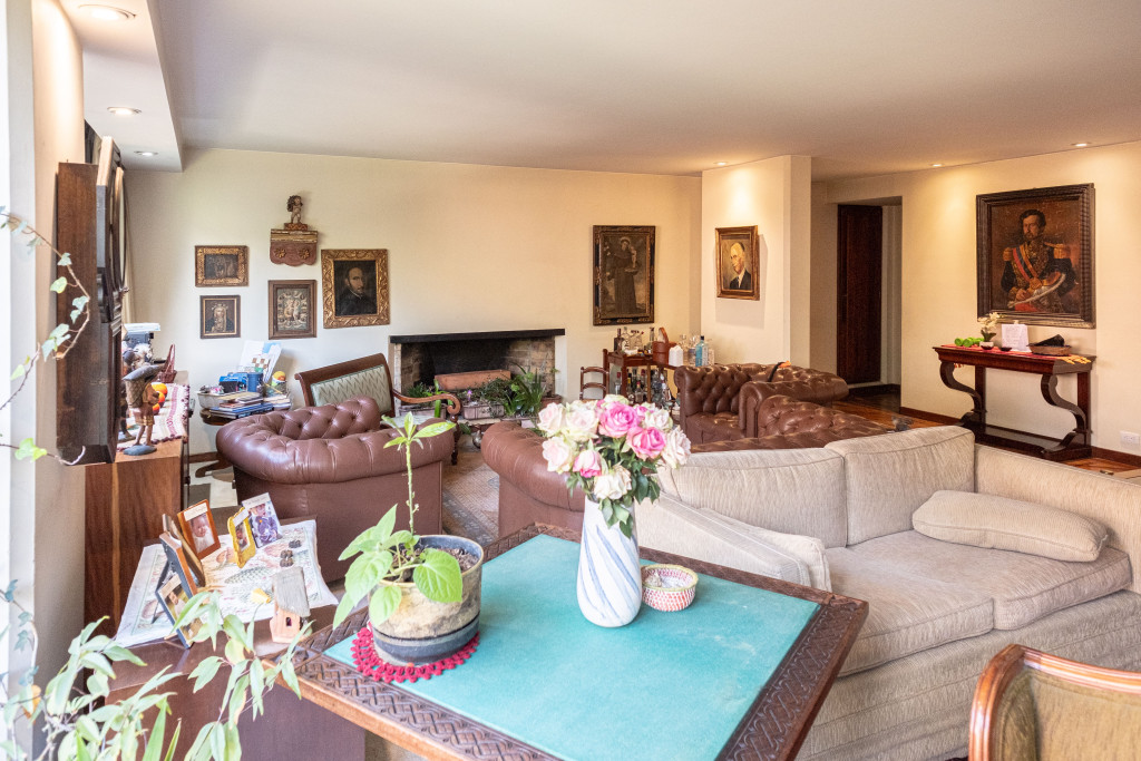 Apartamento En Venta - Los Rosales, Bogotá