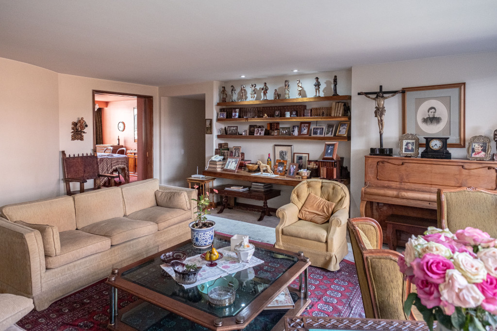 Apartamento En Venta - Los Rosales, Bogotá