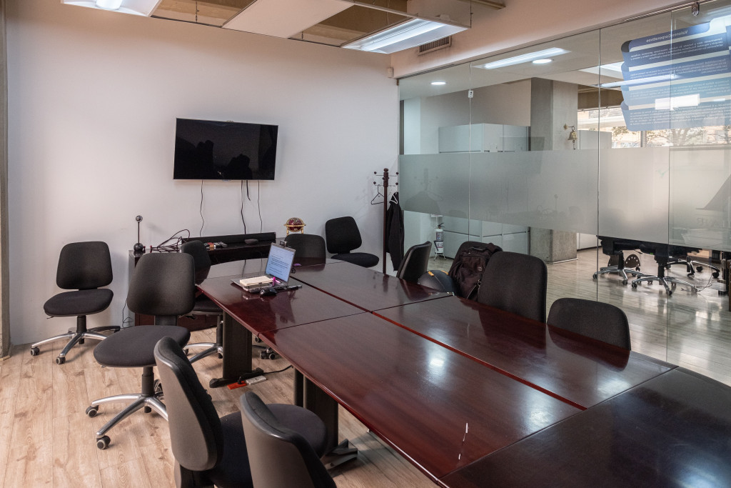 Oficina En Arriendo - Antiguo Country, Bogotá