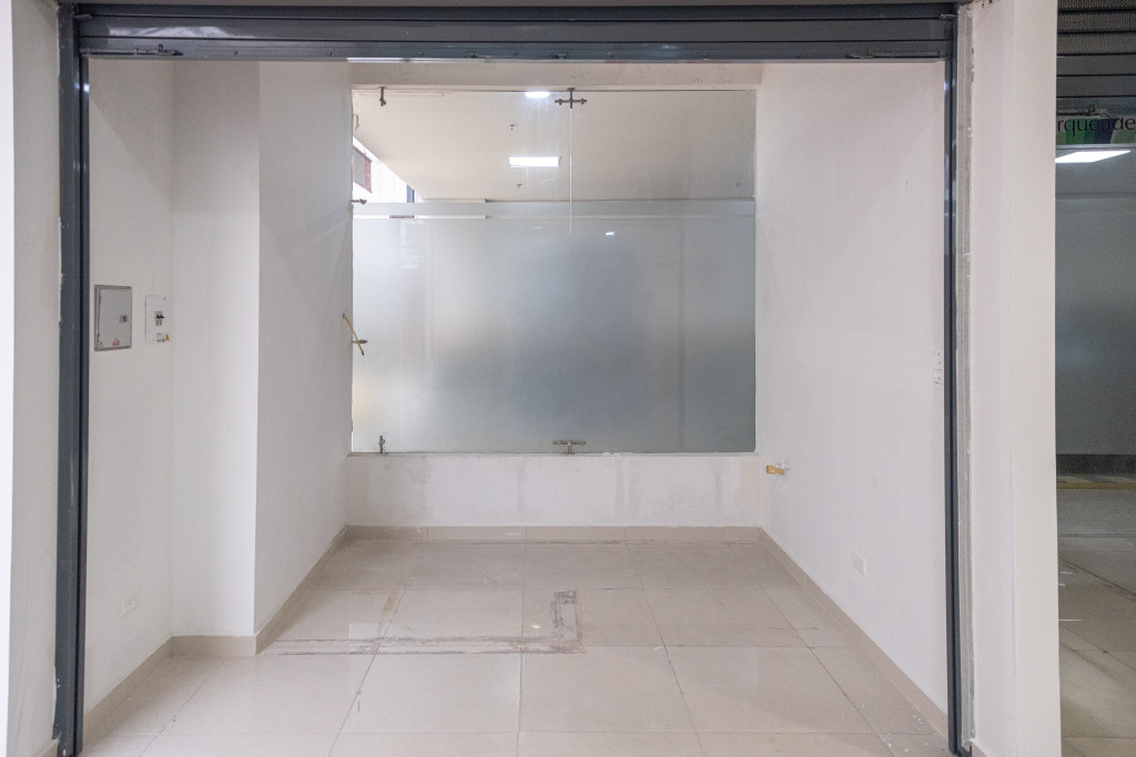 Local En Arriendo - Usaquen, Bogotá