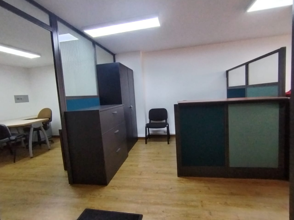 Oficina En Arriendo/Venta - El Lago, Bogotá