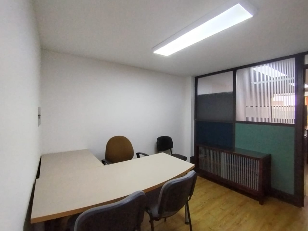 Oficina En Arriendo/Venta - El Lago, Bogotá