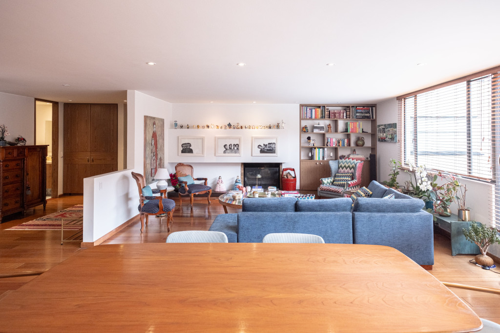 Apartamento En Arriendo - Los Rosales, Bogotá