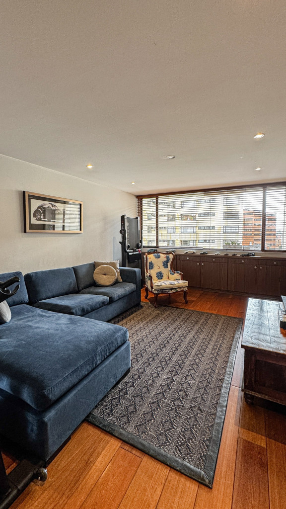Apartamento En Arriendo - Los Rosales, Bogotá