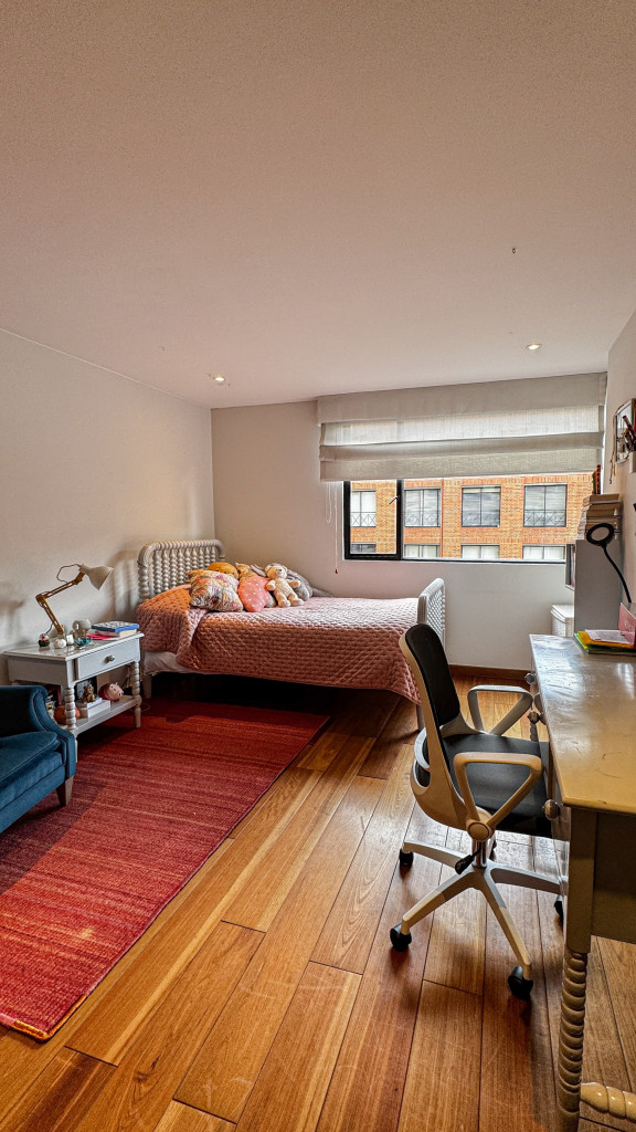 Apartamento En Arriendo - Los Rosales, Bogotá