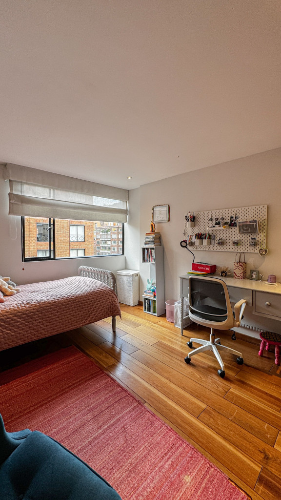 Apartamento En Arriendo - Los Rosales, Bogotá