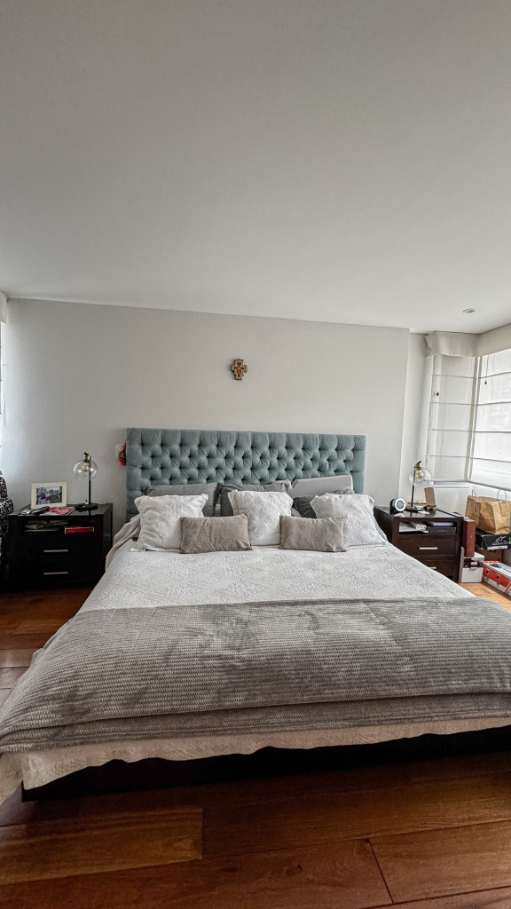 Apartamento En Arriendo - Los Rosales, Bogotá