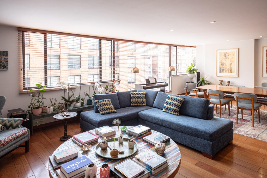 Apartamento En Arriendo - Los Rosales, Bogotá