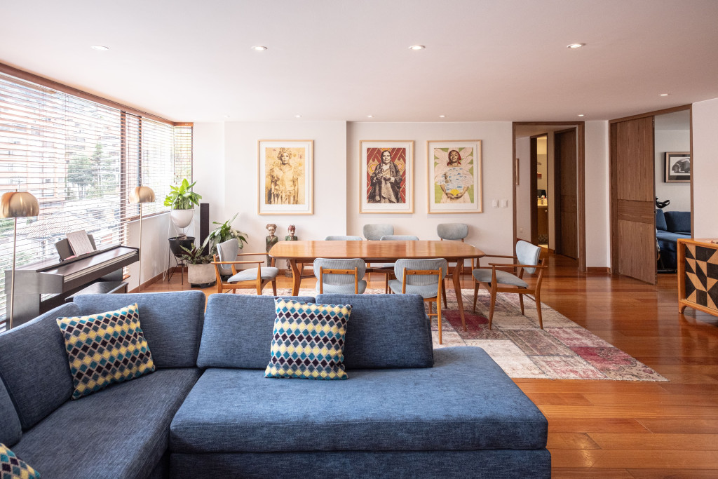 Apartamento En Arriendo - Los Rosales, Bogotá