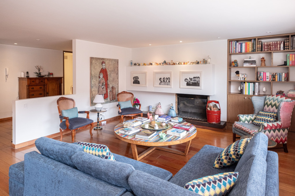 Apartamento En Arriendo - Los Rosales, Bogotá