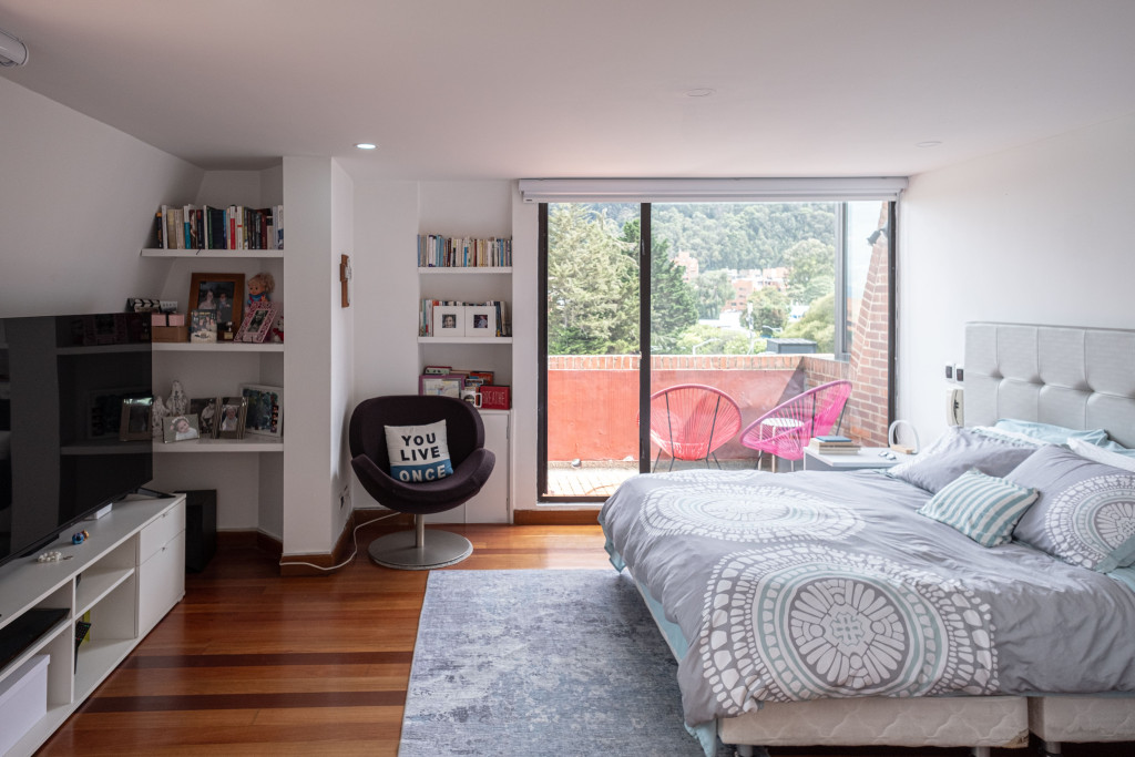 Apartamento En Venta - Los Rosales, Bogotá