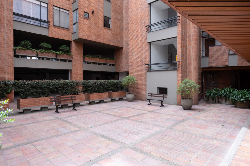Apartamento En Venta - Los Rosales, Bogotá