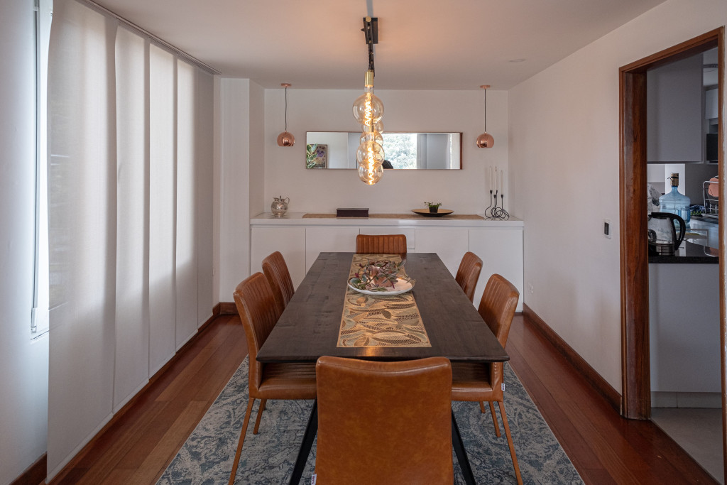 Apartamento En Venta - Los Rosales, Bogotá