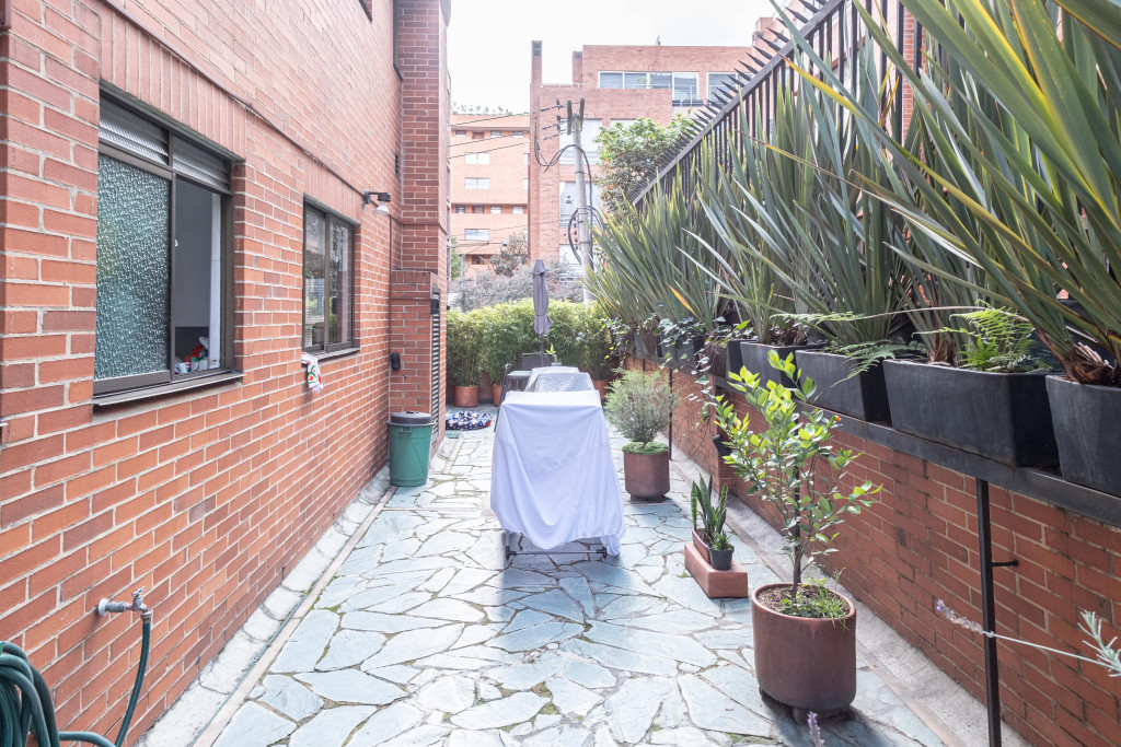 Apartamento En Venta - El Virrey, Bogotá