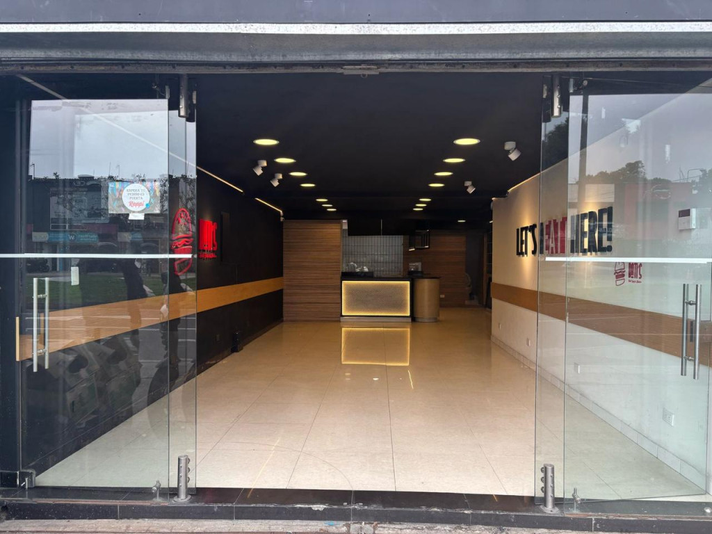 Local En Arriendo - Colina Campestre Iii , Iv , V, V, Bogotá