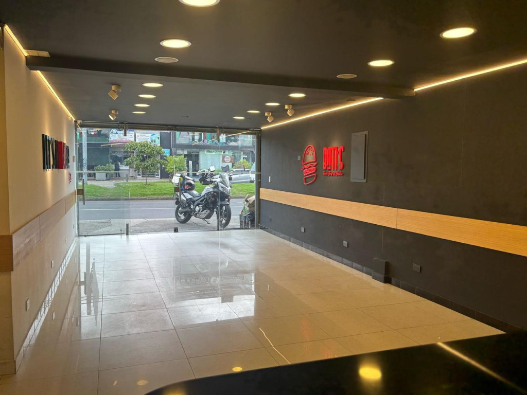 Local En Arriendo - Colina Campestre Iii , Iv , V, V, Bogotá