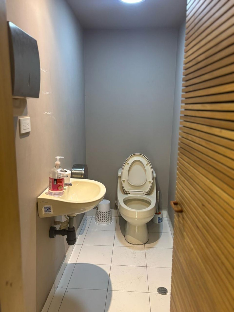 Local En Arriendo - Colina Campestre Iii , Iv , V, V, Bogotá