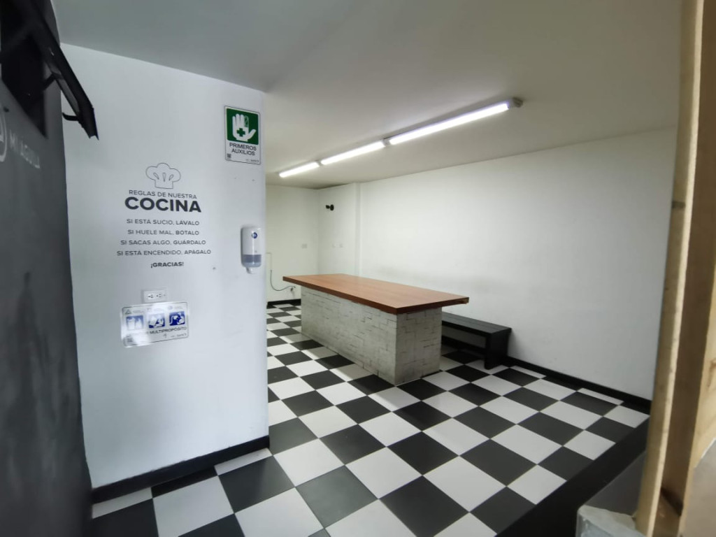 Oficina En Arriendo - Lago Gaitán, Bogotá