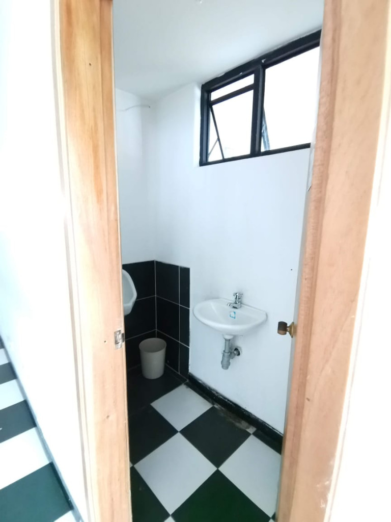 Oficina En Arriendo - Lago Gaitán, Bogotá