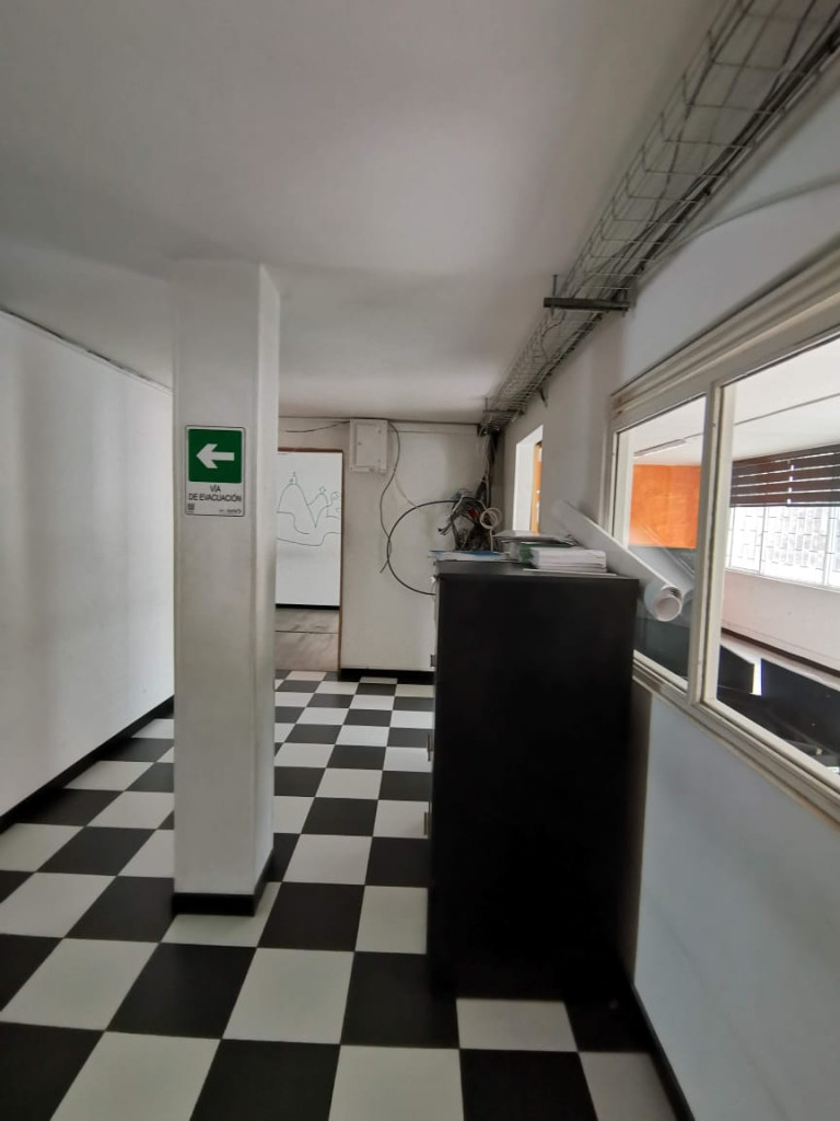 Oficina En Arriendo - Lago Gaitán, Bogotá