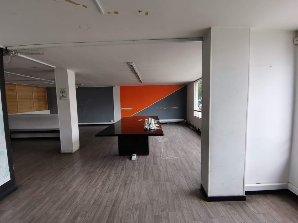Oficina En Arriendo - Lago Gaitán, Bogotá